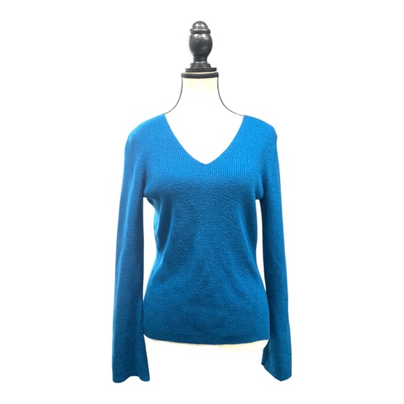 Old Navy Women's V-Neck Teal Sweater - Picture 2 of 8
